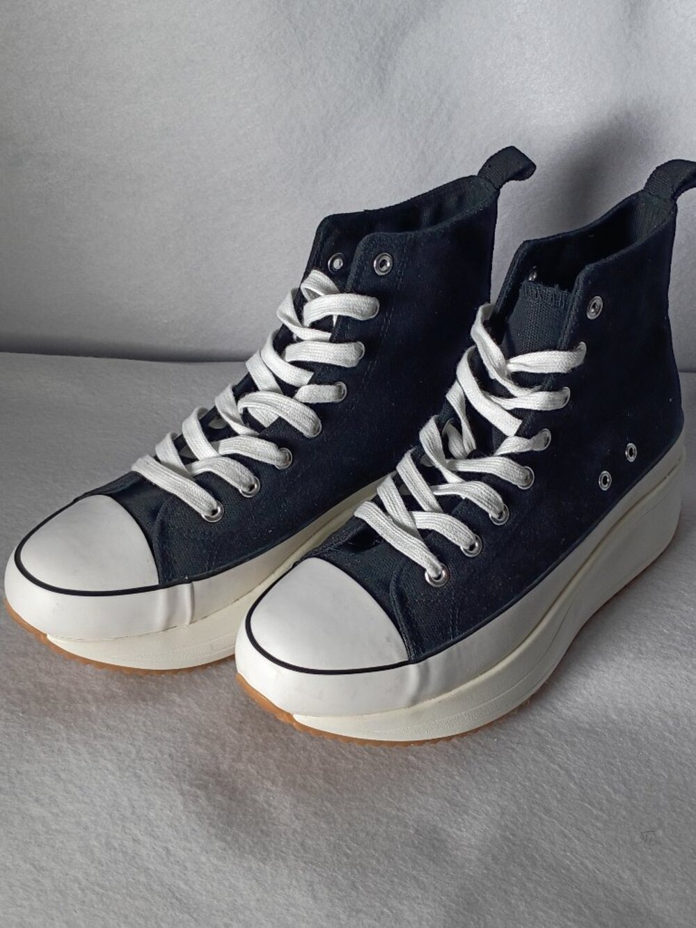 Madden Girl Women’s Winnona Platform High top Sneakers Black Size 9.5